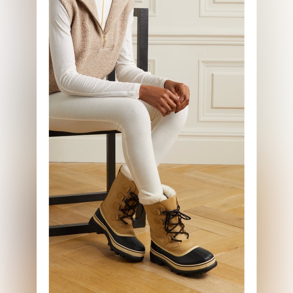 Sorel Caribou Boot in Buﬀ